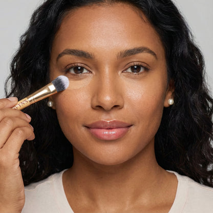 Velvet UnderEye – Corrector de Ojeras Instantáneo + Pincel de Regalo