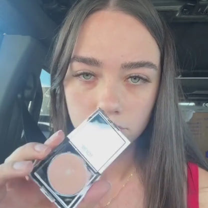 Velvet UnderEye – Corrector de Ojeras Instantáneo + Pincel de Regalo